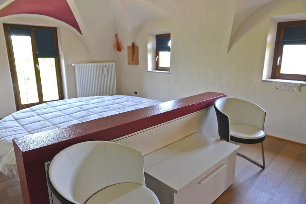 Casa Vacanze Il Brichet Mondovì Rum bild
