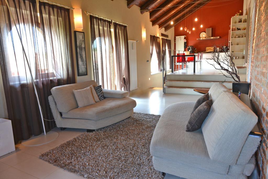 Casa Vacanze Il Brichet Mondovì Rum bild